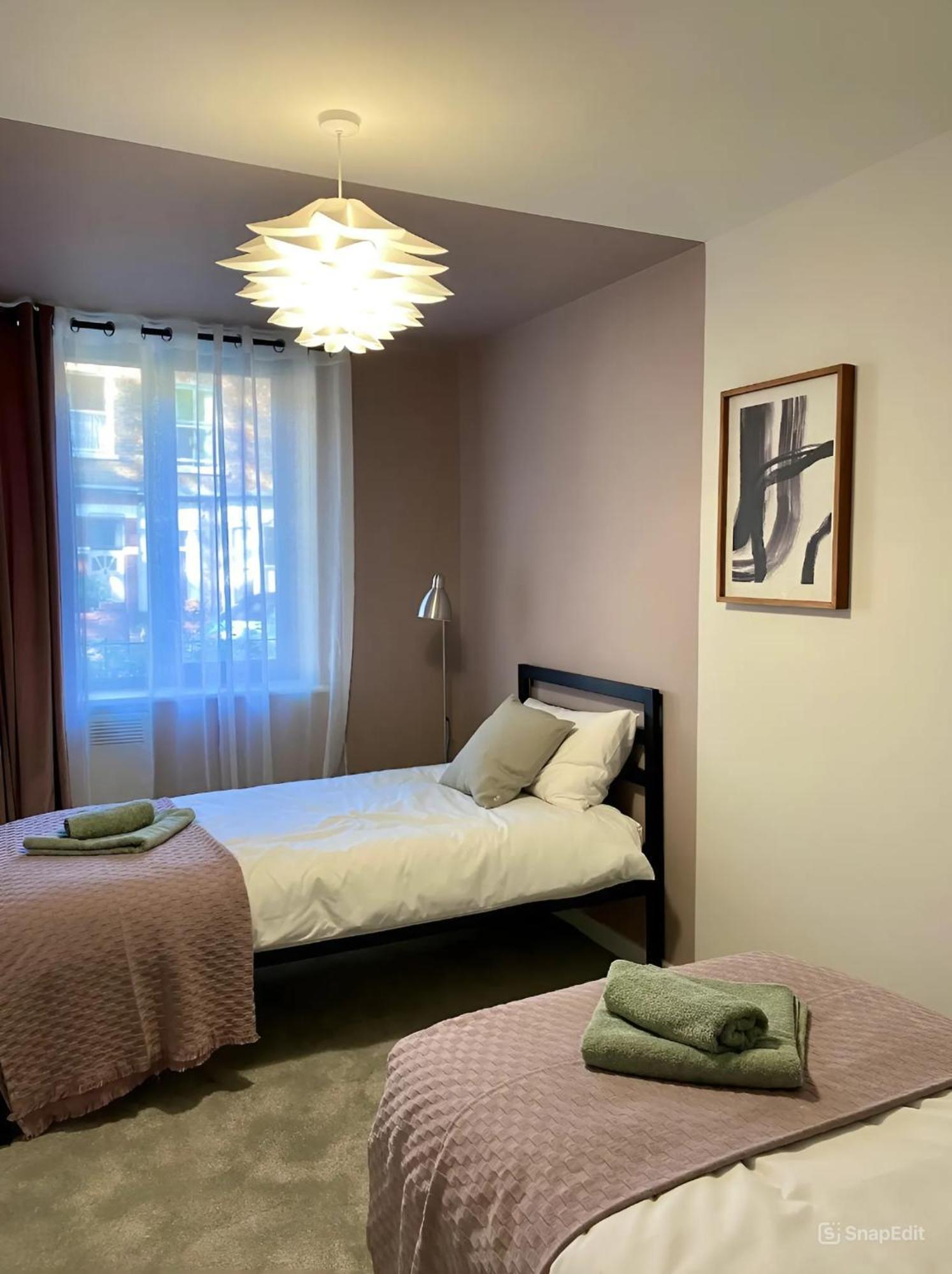 Modern Apartment In Central Quiet York With Free Parking - Contemporary New Building Экстерьер фото